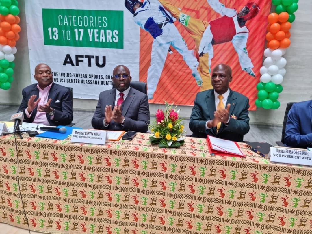 BAMBACheickDan's tweet photo. En ma qualité de Vice-président de l’Union Africaine de Taekwondo, c’est avec plaisir que j’ai pris pars, ce jeudi, au Centre ivoiro-coréen Alassane Ouattara, à l’ouverture du premier camp d’entraînement réservé aux jeunes, dénommé African youth training camp d’Abidjan.
#BCD https://t.co/PXckdvntX0
