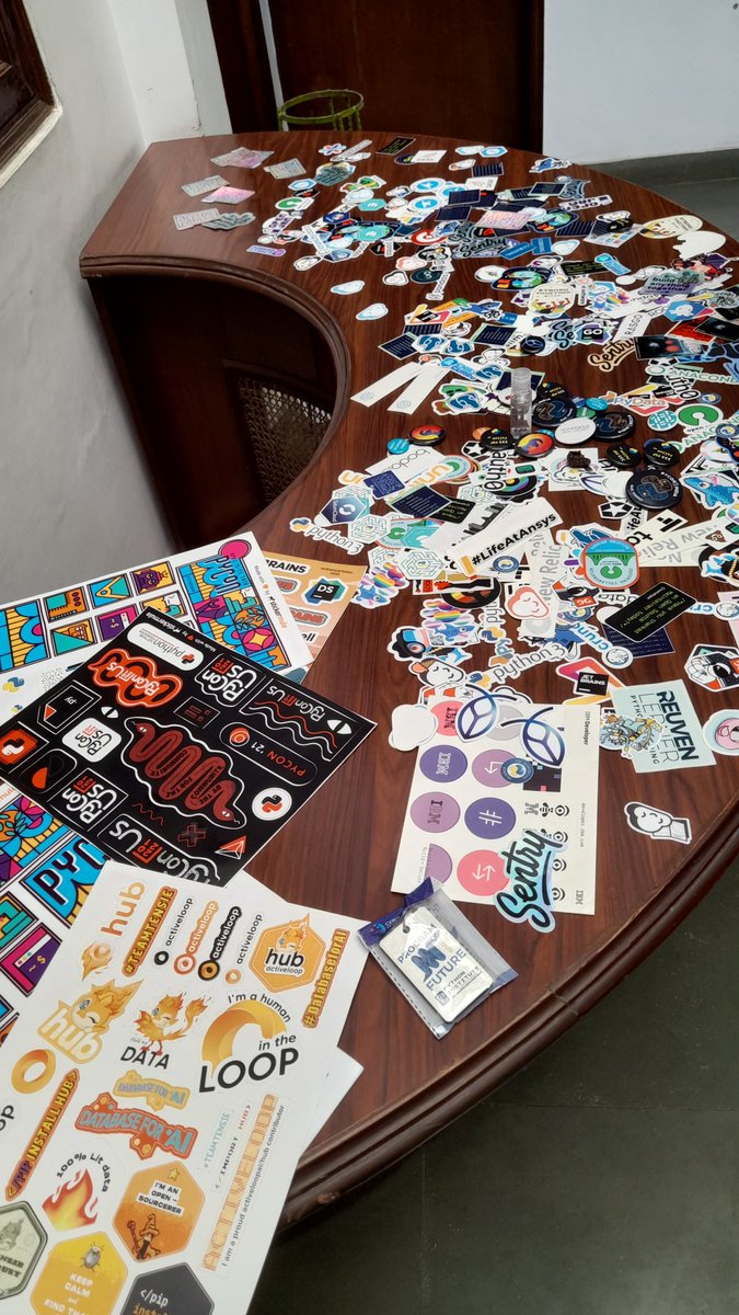 miphilomath's tweet image. Swag distribution at #PyDelhi

Thanks to @pycon #PyconUS2022