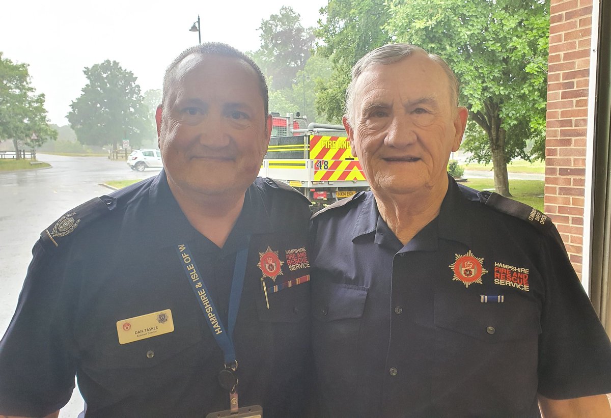 tasker_dan's tweet image. A very Happy Father&apos;s Day to all of our Dad&apos;s, Grandads and even Great Grandads (Sorry Pa 🤣) working across @HantsIOW_fire today. A very personal thanks to my own Dad for all that he does for our family and our most vulnerable communities across the County of HIOW...❤