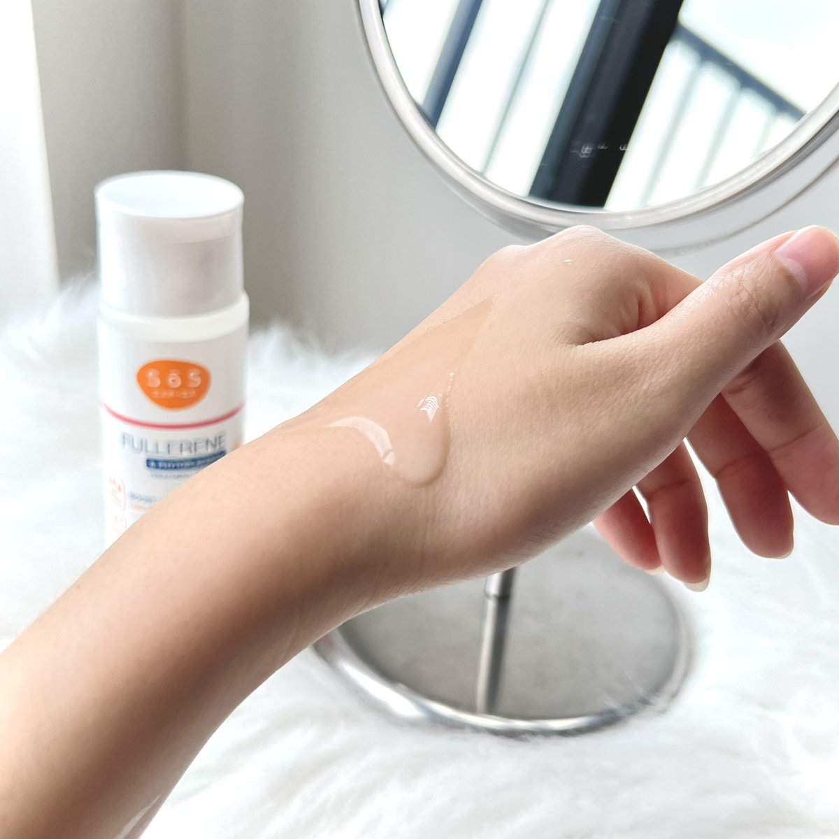 imnayeonshyshy's tweet image. อากาศร้อนๆแบบนี้ใช้ตัวน้ำตบของ SOS Fullerene ตัวนี้แล้วสดชื่นมากสบายผิวสุด ซึมเร็ว ไม่เหนอะหนะ รู้สึกผิวแข็งแรงขึ้น รูขุมขนกระชับขึ้นเยอะติดใจมากก ไม่มีแอลกอฮอล์ และน้ำมันด้วยนะ พิกัดวัตสัน #ใช้ดีบอกต่อ