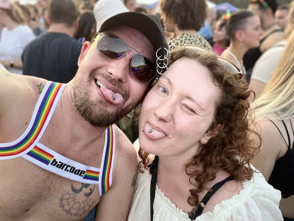19Thommy90's tweet photo. Such an ingenious CSD in Zurich #csd #zürich #barcodeberlin #pride #gay #party #csddemo #csdzürich #feelgood #partytime https://t.co/HnSpjDE3FJ