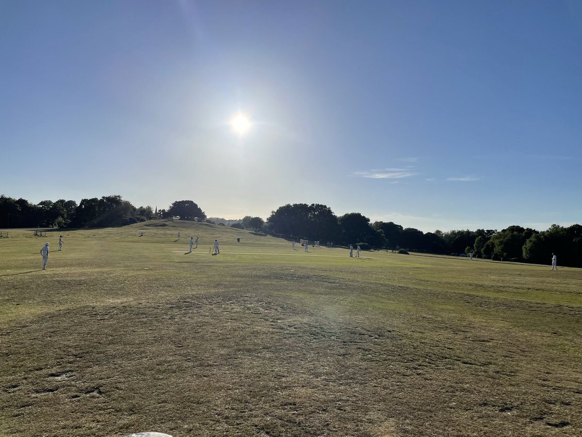 LyndAshCC's tweet photo. Another super Saturday at LACC the 5th in a row with nothing but wins! #HCL2022 #lyndhurst #Cricket #boltonsbench https://t.co/7VkOkNEg93