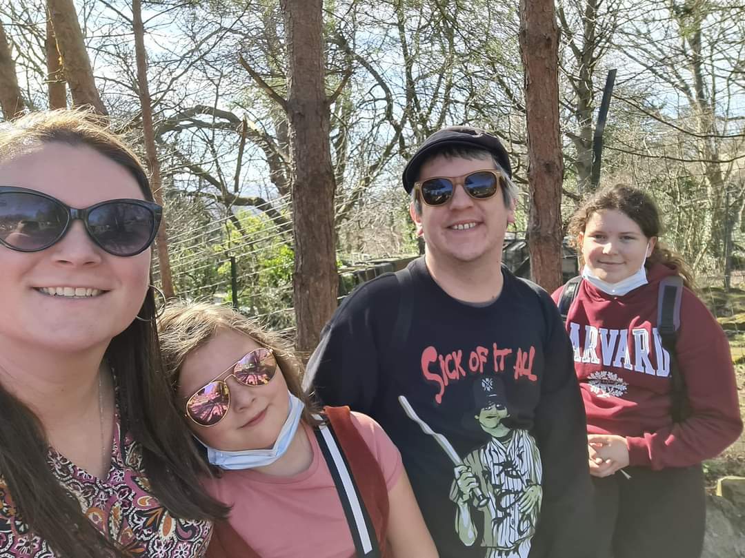 Happy Fathers Day 🥳💛
I can't explain how lucky we are that you walked into our lives. You might be a bit annoying, have shit Dad jokes and look about 80 but we couldn't live without you. 💛
<a href="/shite_88/">CANS Magin-Waite</a>