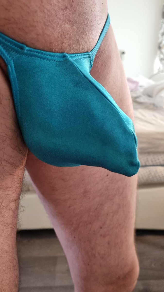 GoedenMr's tweet photo. my new bulge g string https://t.co/FX0aQVc3Pl