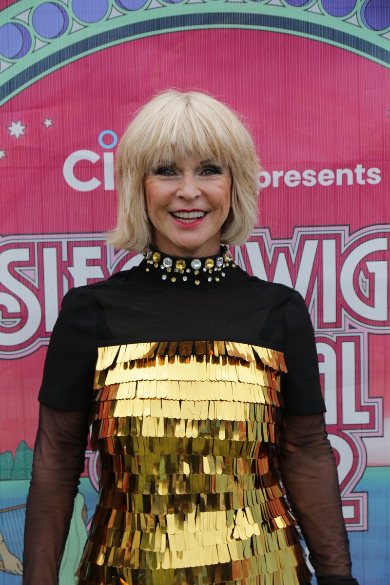 We've just bumped into the lovely @toyahofficial at @IsleOfWightFest after her set in the Big Top! #cinchxIOW #IOW2022