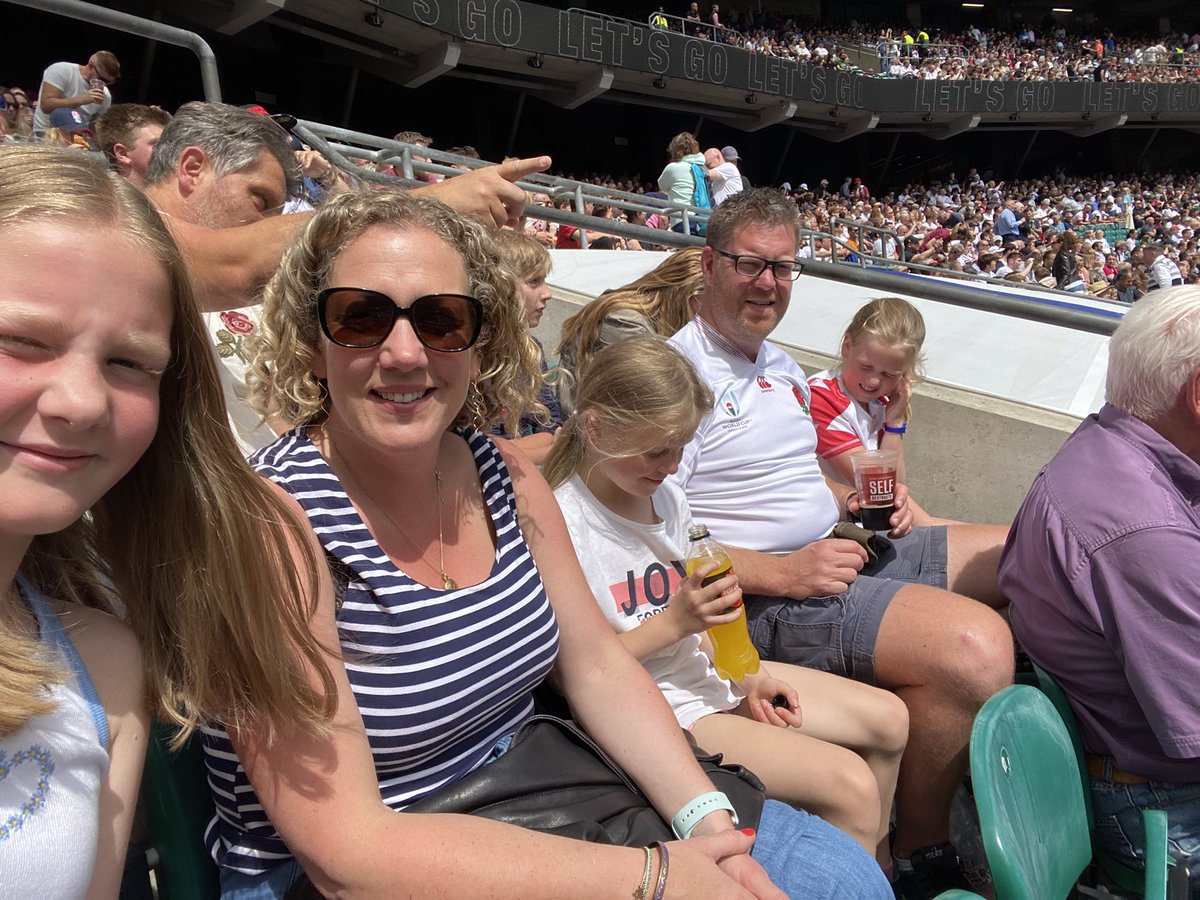willhouston's tweet photo. #ENGvBAR Enjoying the sunshine! https://t.co/BDxgbQR5We