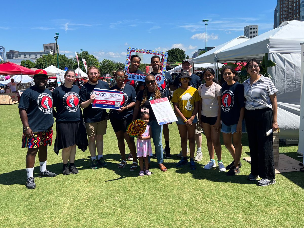 VoteRiders's tweet photo. VoteRiders is providing free voter ID information and assistance at the Juneteenth Atlanta Parade &amp; Music Festival in Centennial Park this weekend.

Special thanks to the awesome @Microsoft employees joining us as volunteers!

#JuneteenthATL https://t.co/QgkbN5zRq7