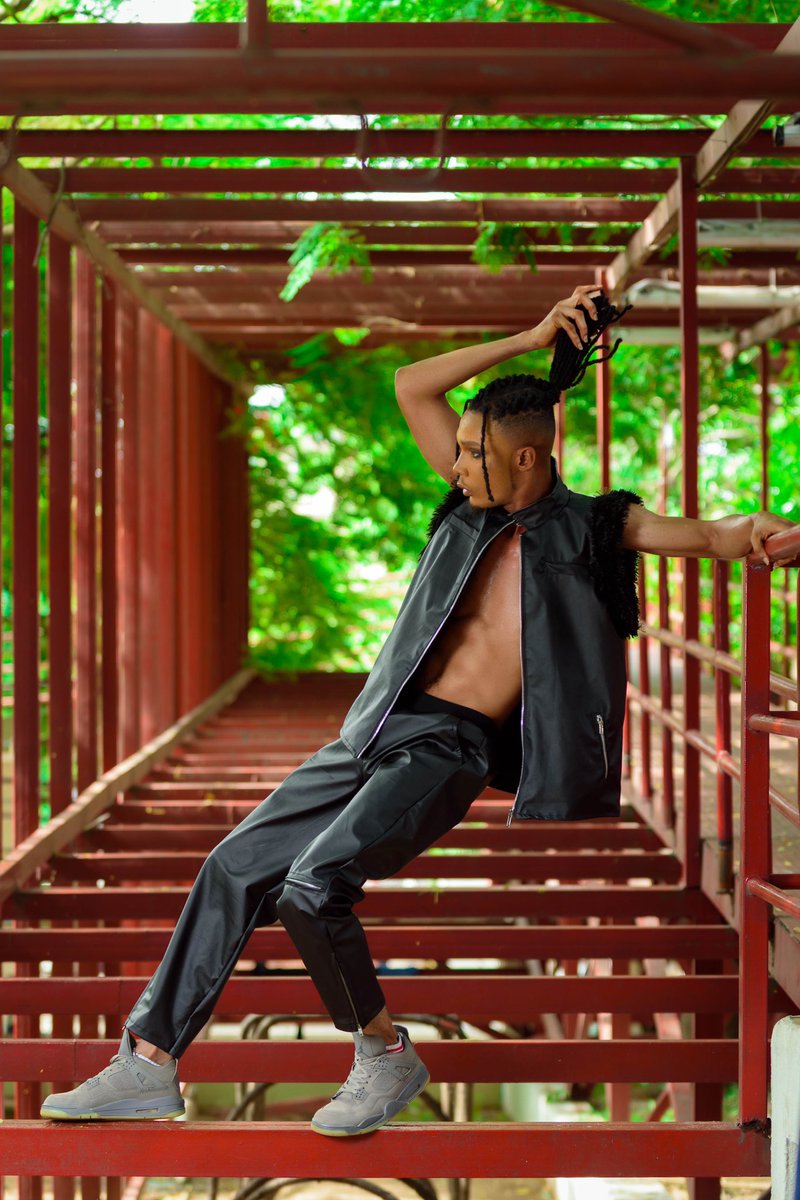 UrbanC3tre's tweet photo. Look 1 - “Get Up, Dress Up &amp; Show Up”
URBAN C3TRE X SAGE
#FW2022

With the combination of black luxe leather and angelic fur that is dark as night we give you UcSAGE (I)

Made In Nigeria.

#urbanc3tre #streetfashion #fashionblogger #fashionblogger #art #newcollection #Jacket #nft https://t.co/KVZIdj4TN9