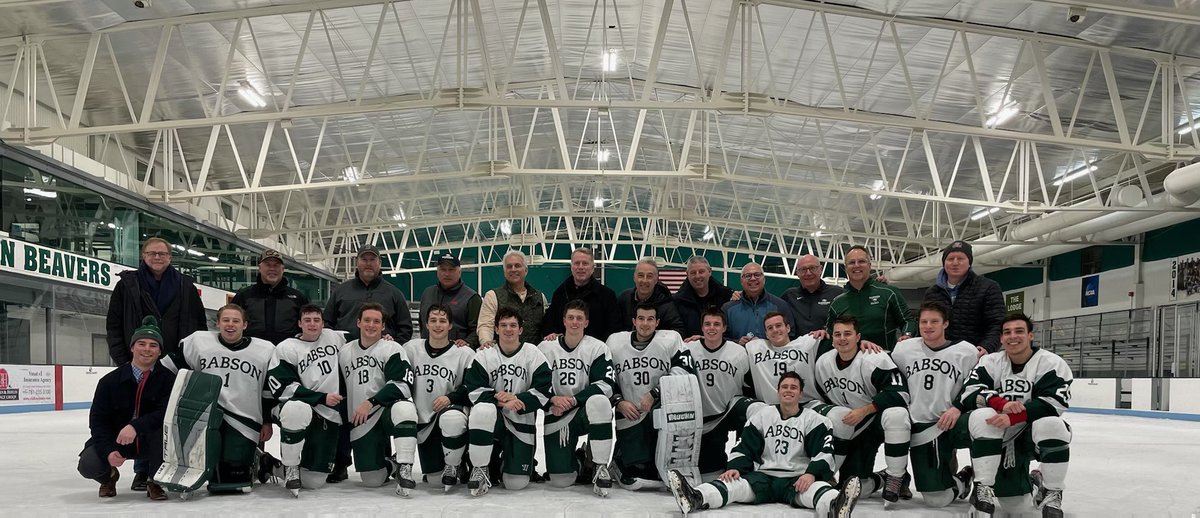 Happy Father’s Day to all the Babson Hockey Dads out there!  Alumni, current and future dads
We appreciate your support, sharing your passion for hockey and the unconditional support
#Family