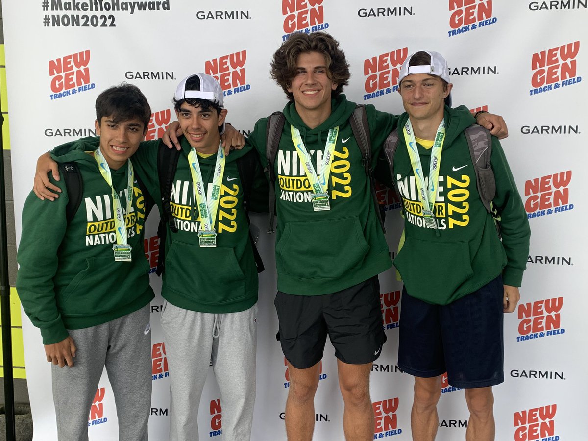 Congrats to the boys 4x8 placing 4th at nationals! Sub 8 for the first time. Huge things coming from this group next year!!