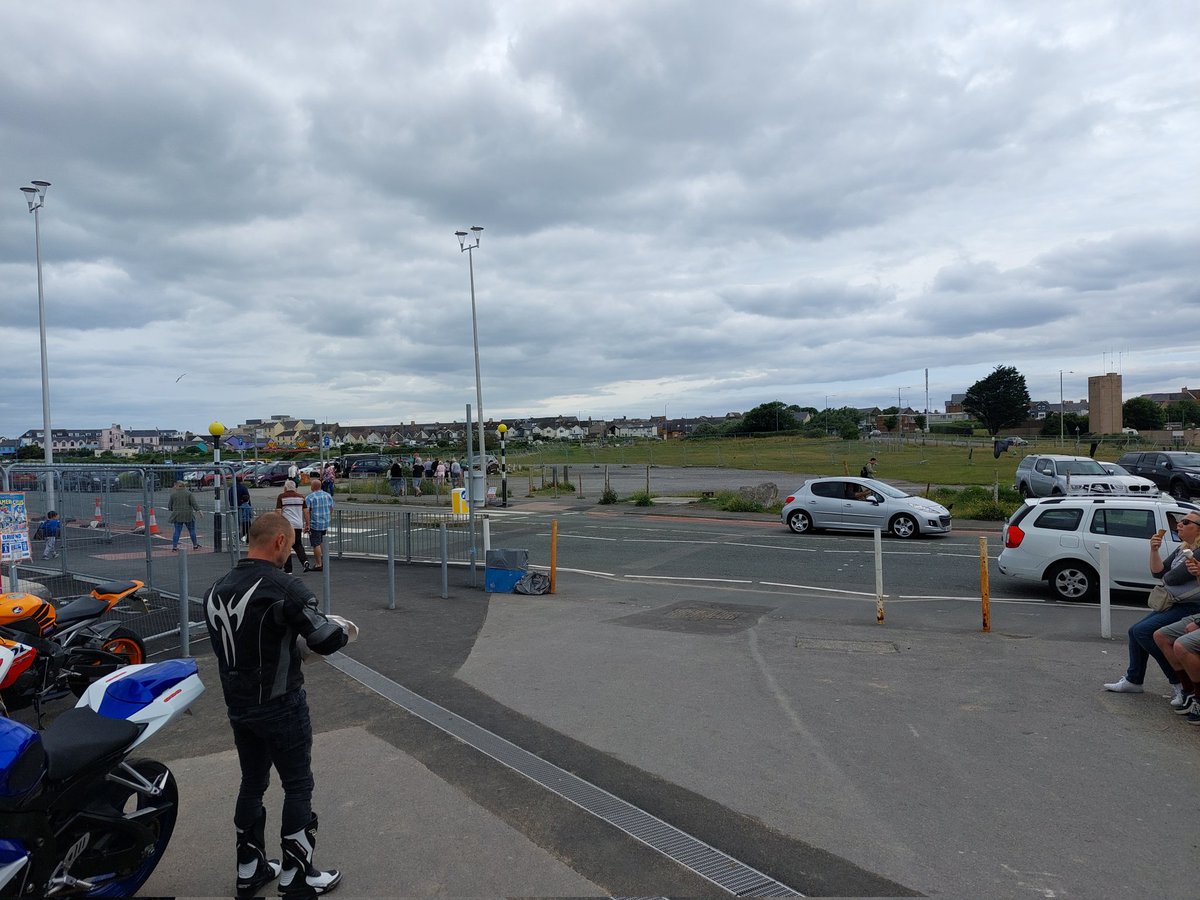 Day 2 - The pupils spent time looking at 'changing spaces; making places' in the historic seaside town of Porthcawl. #fabgeography #urbandecline #beachdonkeys