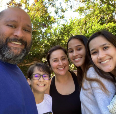 syedrazamd's tweet photo. Being a father will always be my favorite job. Happy #FathersDay to all @stlukeshealthtx fathers! https://t.co/suBr5vm2TZ