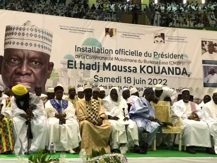 CODISSNational's tweet photo. Le cheikh AHLI SOUNNA, Président du @CODISSNational ( Conseil Suprême des Imams, Organisations et Structures Sunnites) a pris part ce samedi 18 juin 2022 à la Cérémonie d‘installation de la Communauté Musulmane du Burkina Faso. https://t.co/kiu0e5mAUs