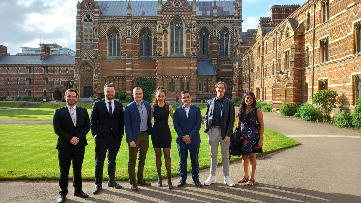 @OxfordAI ended a fantastic academic year of AI-themed events, projects, and programs with a social dinner at @KebleOxford. Come join our supportive, inclusive, and driven leadership team by applying for a position on one of our 7 sub-teams here by 30/06: lnkd.in/e9eGiQsw.