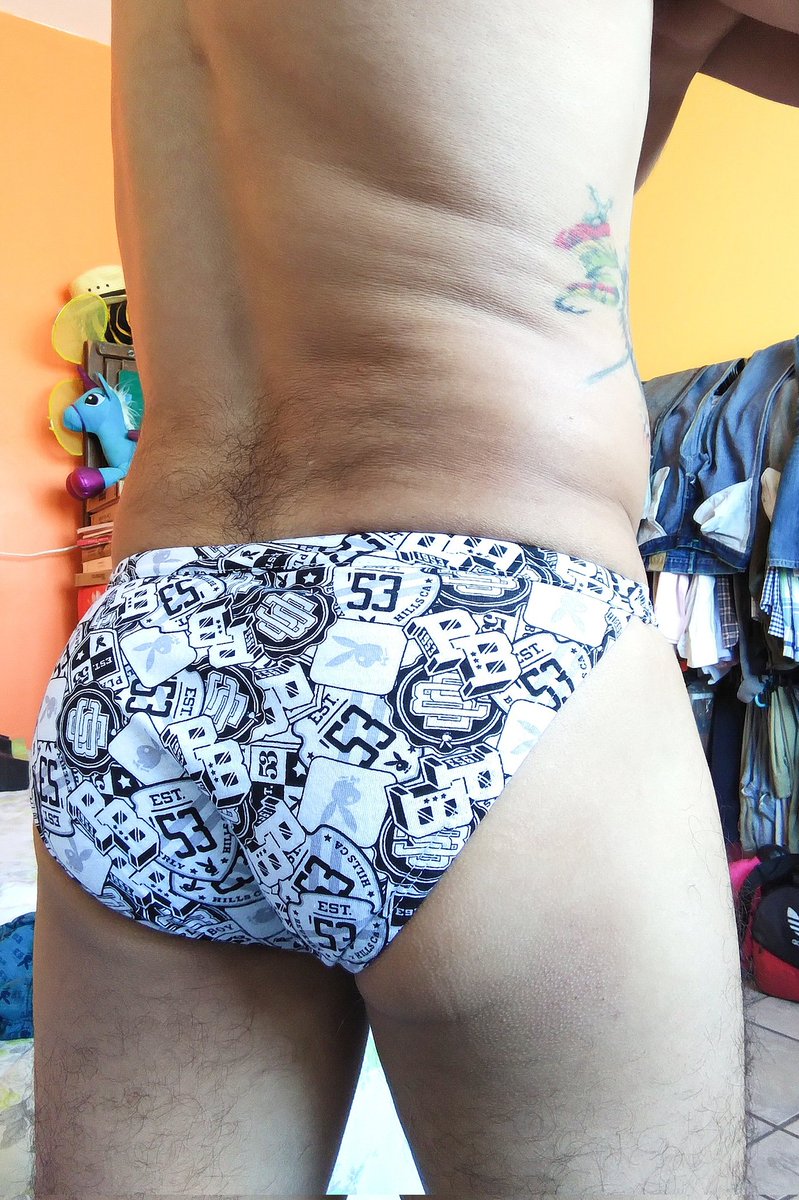ManuelC30690972's tweet photo. Buenos días a todos hoy en esta tanguita playboy blanquita para celebrar el día del padre.
Felicidades a todos ❤️🔁

Saludos y a disfrutar el domingo https://t.co/o4Tb3vCgn0