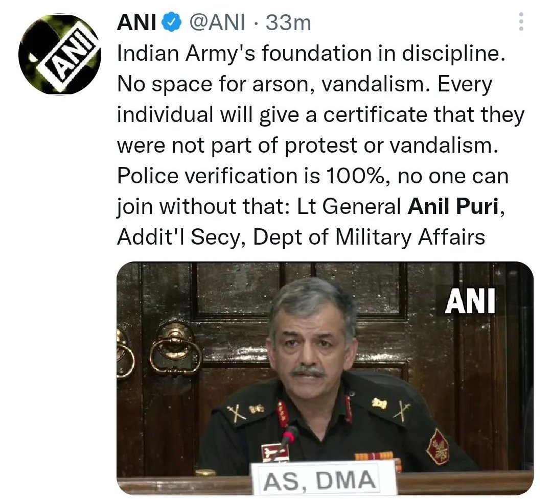 Rss1Vinay's tweet photo. @Dharmendraofoji लो आप अपने एड़ी का जोर लगाए अग्निवीर योजना वापस नही ली जाएगी और जो जो भी दंगे करने में थे और उनका नाम एफआईआर हुआ है वो तो आर्मी में जा ही नहीं सकते 
जय हिंद 
#future_agniveer https://t.co/gmkBp5RFr8