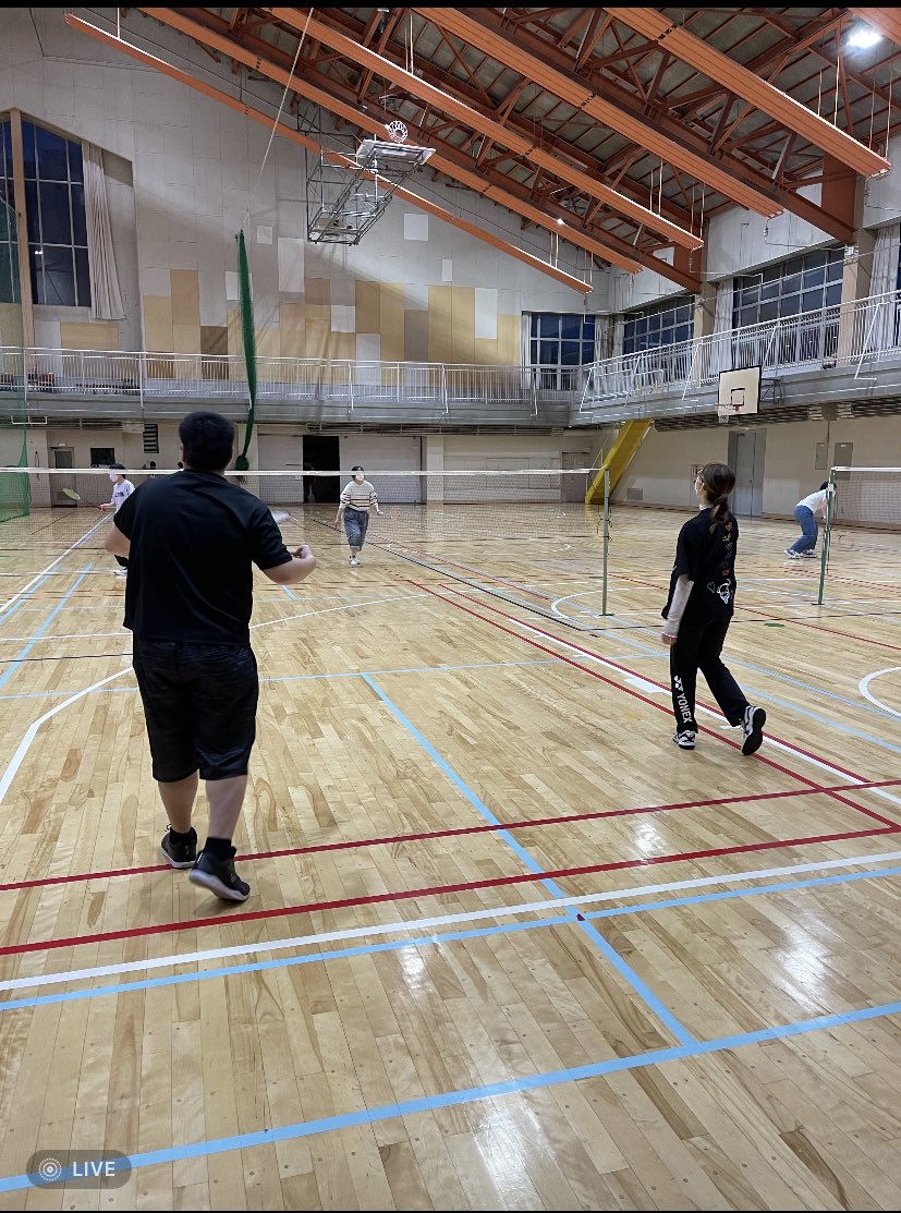 SOU_badminton's tweet photo. 金曜日は106回目の活動でした！！
参加は7人でした！！
今月の活動は来週で最後ですが、
来月からも活動していくので参加してみたい方はお気軽にご連絡ください！！😆 https://t.co/A4eqWVwo7V