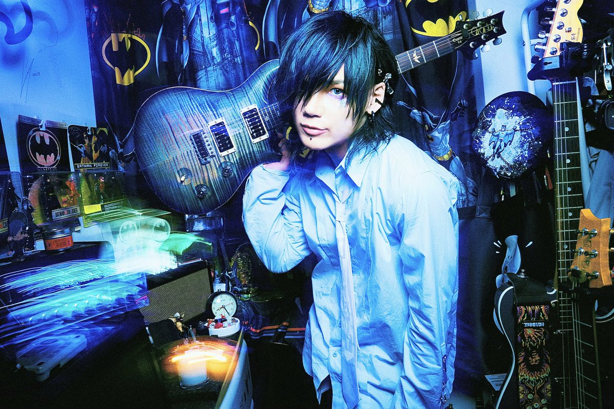 ソロ名義でギターインストバンドをする事にしました。 DaizyStripper