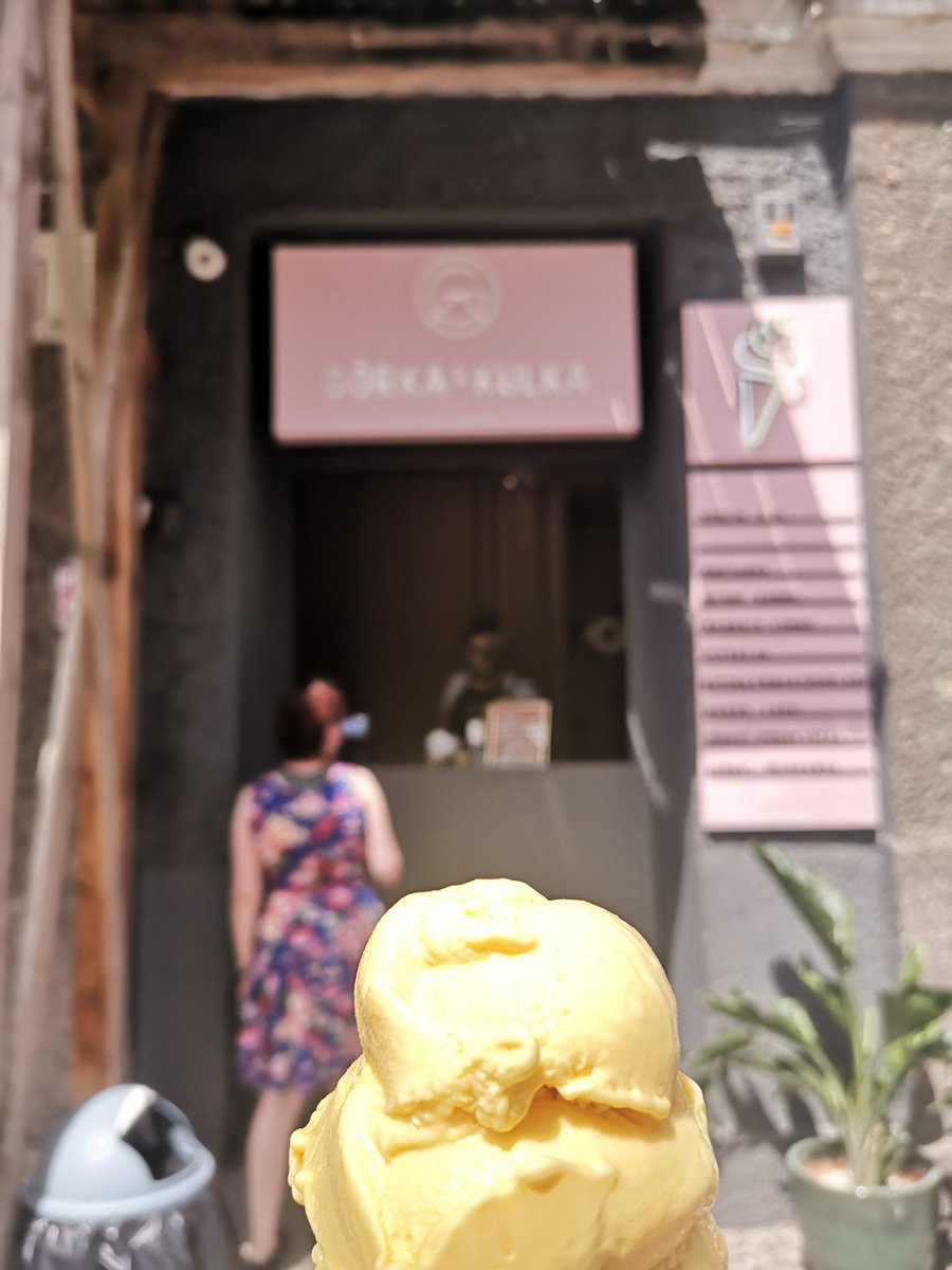 SaskiaHeller3's tweet photo. Eis essen - ein Muss bei diesen Temperaturen! #Słubice #Polen
#Doppelstadt #FrankfurtOder #ohnegrenzen #bezgranic #Hitze https://t.co/ogG2tPSuTU
