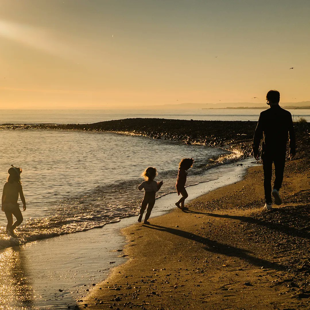 Functionalself's tweet image. #HappyFathersDay #FSFam! To all of the awesome fathers &amp;amp; father figures out there, we see you &amp;amp; thank you all for doing such super jobs.

If you got treated with your favourite Functional Self product this Father’s Day, take a snap of it/you with it and tag us to be featured!