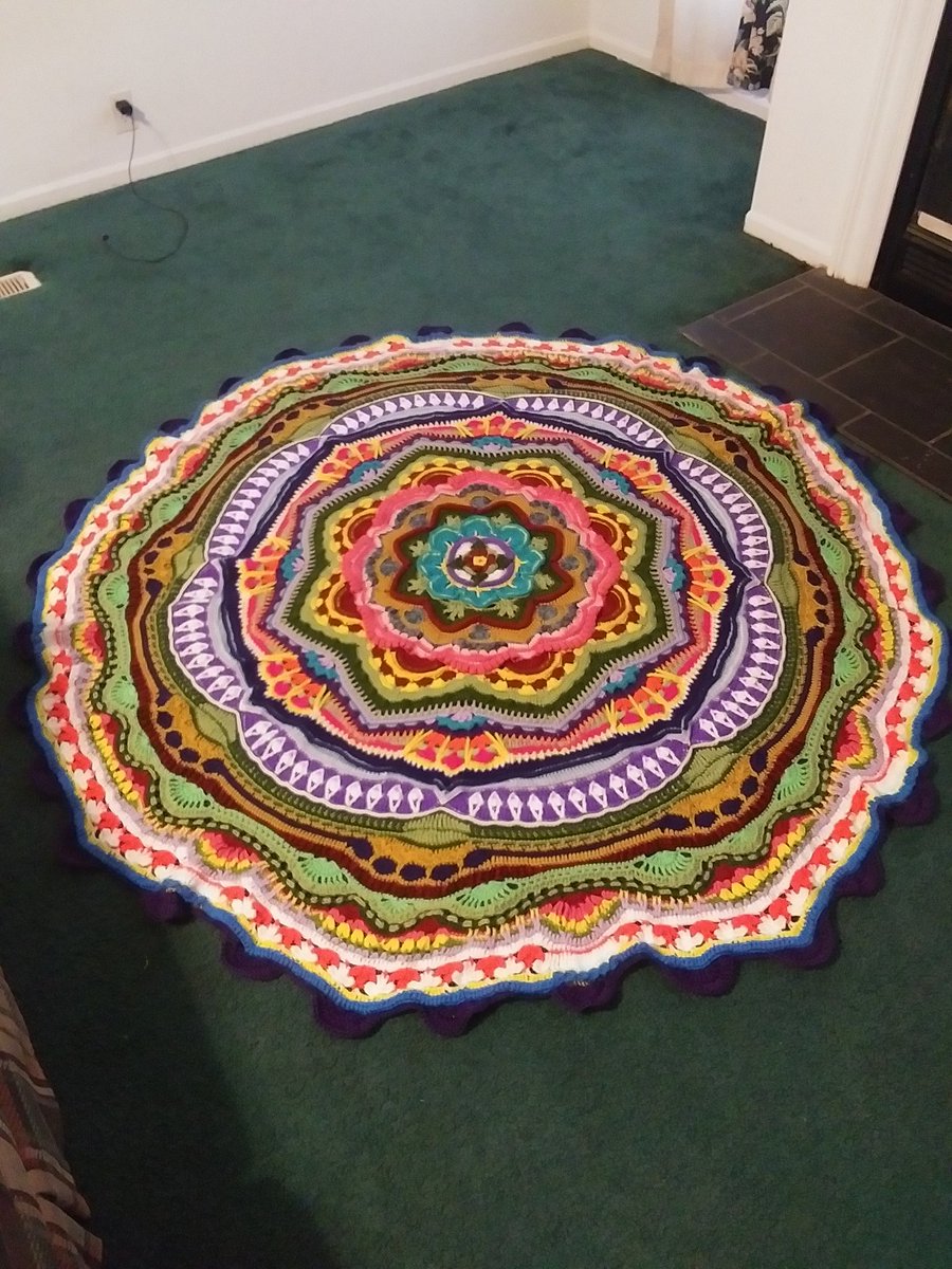 WolnerRachel's tweet photo. Some of my works of yarn! Crocheting aka yarning!
#crochet https://t.co/nMAJ7hNACd