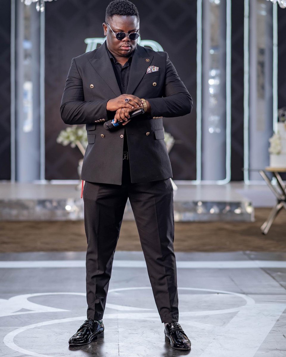 FocusDigitalGh's tweet image. Happy birthday, @KosiFiaka (Media, Sales, and Events Head, @HRFocusU ). We wish you Long life with good health and the strength to be more productive. 

#happybirthday