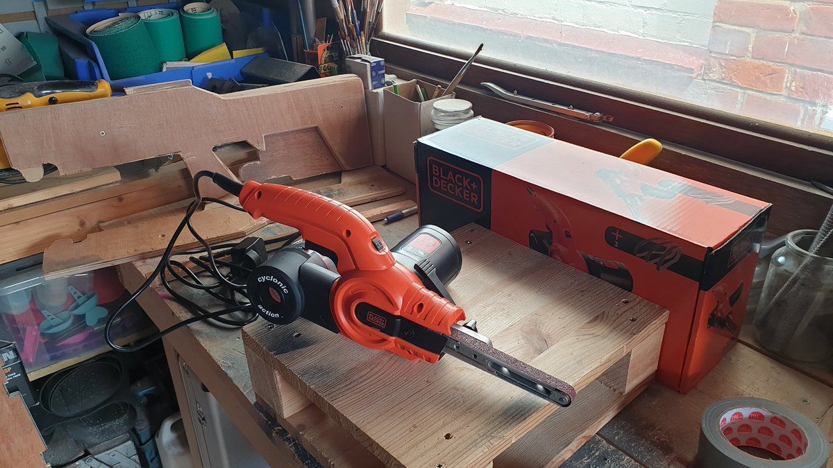 NMattryan's tweet photo. Fathers Day present from Molly,
A power file and sander, can't wait to see how much this speeds up my makes ๐
#DarkMatterSeason4
#teamraza
#TeamMallozzi https://t.co/dPX49RqYx9
