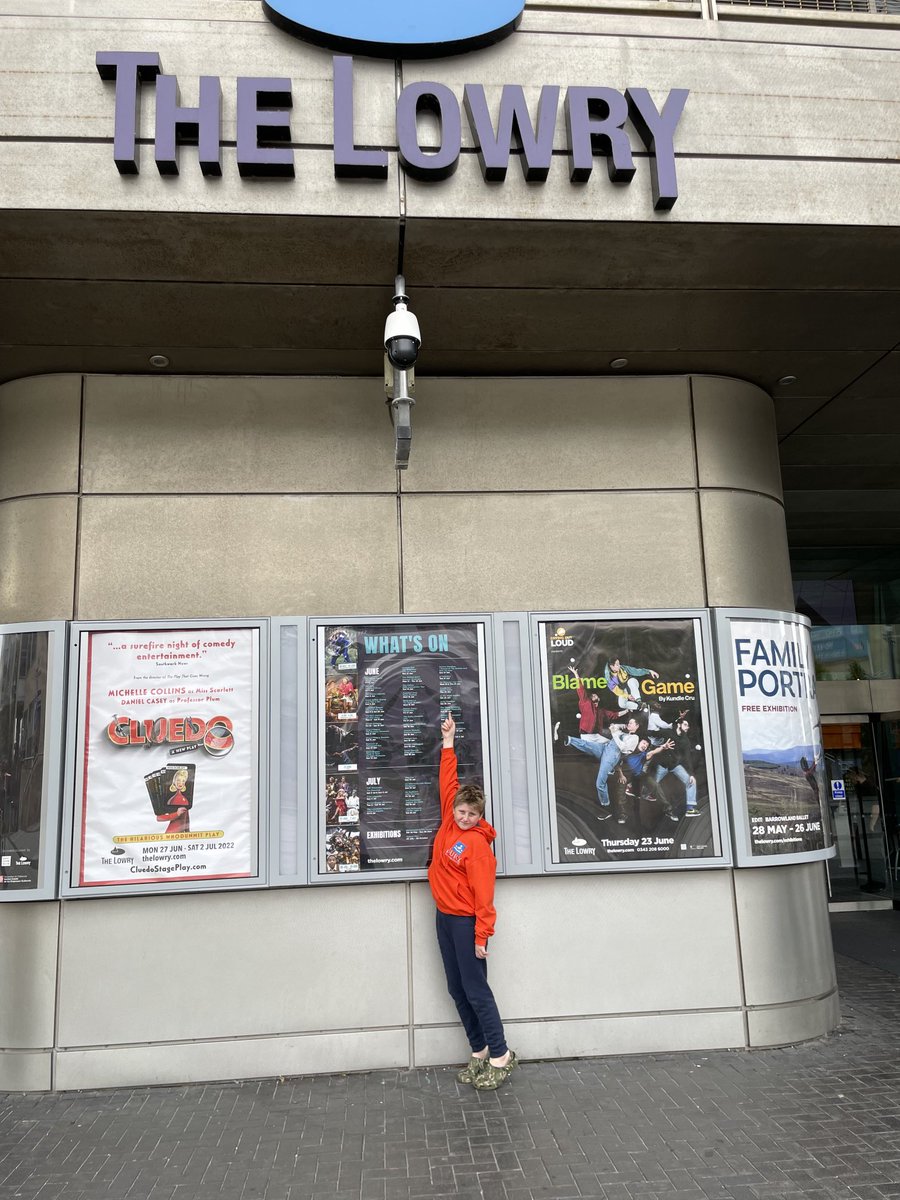 spmini's tweet image. ⁦@thewardacademy⁩ nearly show day!!! We called to see next weeks show on the listings 🎭