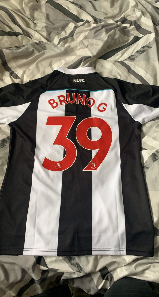 nathanjbrown10's tweet photo. When the missus knows who your favourite player is 😍 happy birthday to me @brunoog97 https://t.co/xFOauUTK4x