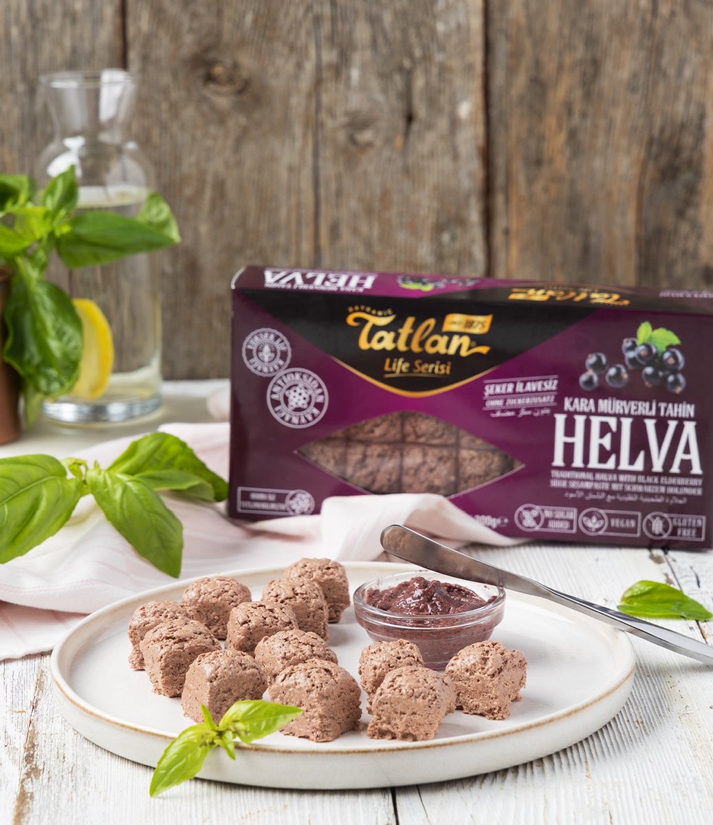 Tatlan_Helva's tweet photo. %100 doğal olma özelliği taşıyan Kara Mürverli Tahin Helva, güçlü bir antioksidan olma özelliği ile bağışıklık sistemini korurken benzersiz tadı ile de hafızanızda iz bırakacak güçlü bir lezzet.🤩

#tatlanhelva #karamürvelitahinhelva https://t.co/YN0PFUikeJ