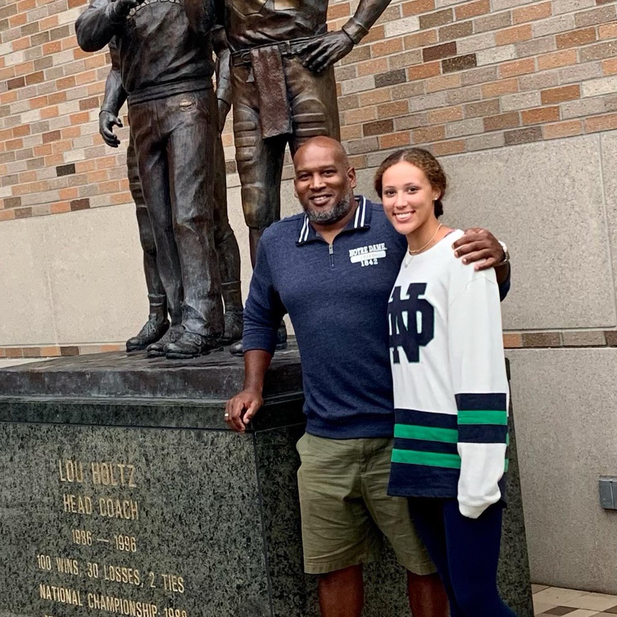 NDvolleyball's tweet photo. Thank you for everything! https://t.co/hz7WjCulDm