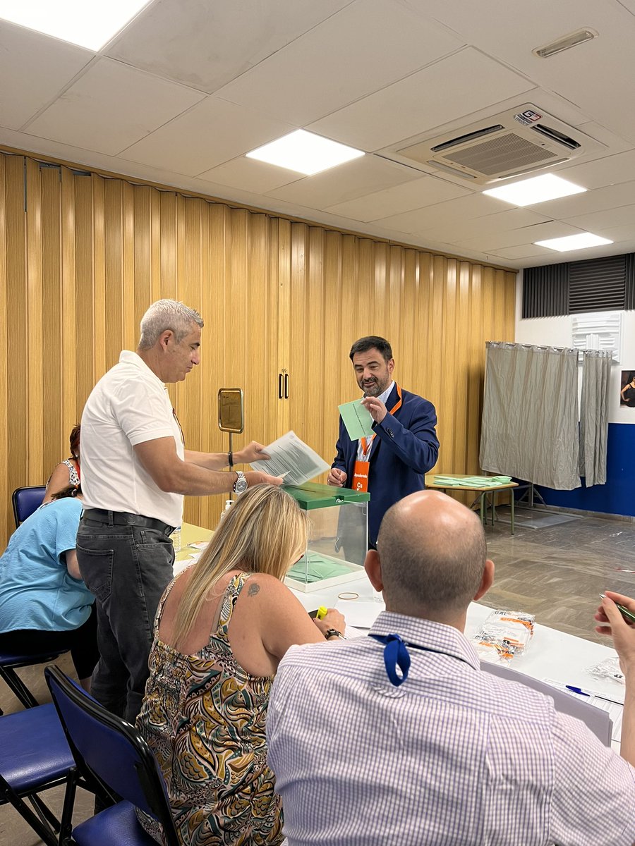 CsOgijares's tweet photo. Ya he votado con más ilusión que nunca, “Imposible es solo una opinión”  Ćs es ahora más importante que nunca 

Os animo a participar  💪🏼 https://t.co/N2EEqyqBr4