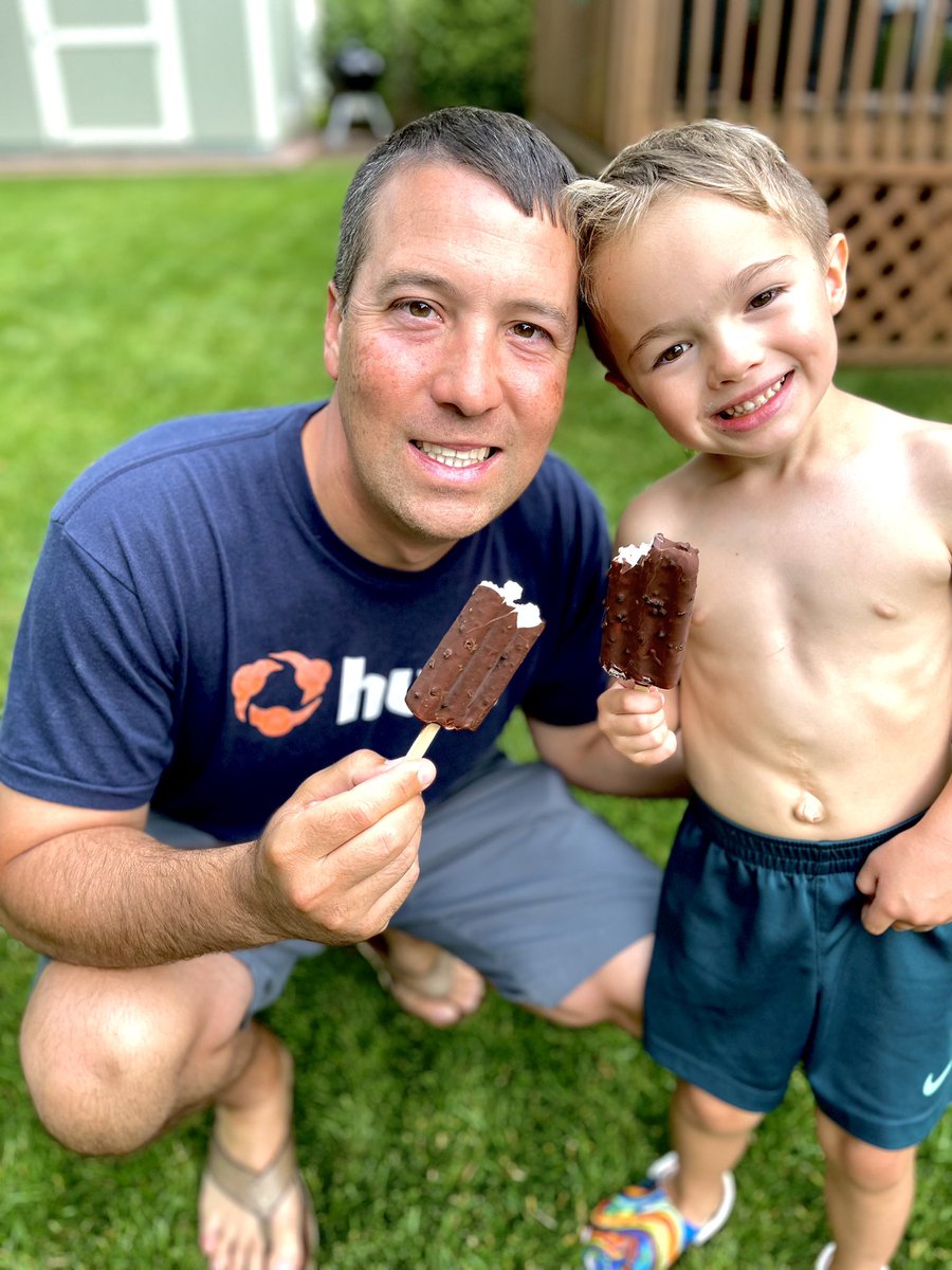 KCDFootball1's tweet photo. Happy Father’s Day to all of the great dads that support and love us through thick and thin. Make sure you tell your Dad thanks for all that he does for you! #ProudtobeaDad #HappyFathersDay2022
#MostImportantJobThereIs https://t.co/cPCJaxQmX6