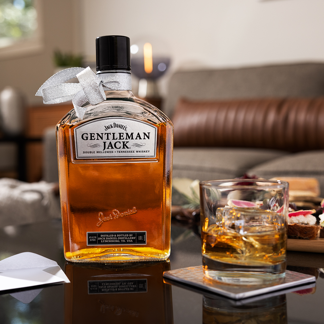 Today, we raise a glass to Dad. Happy Father’s Day from Jack. #HappyFathersDay #MakeItCount