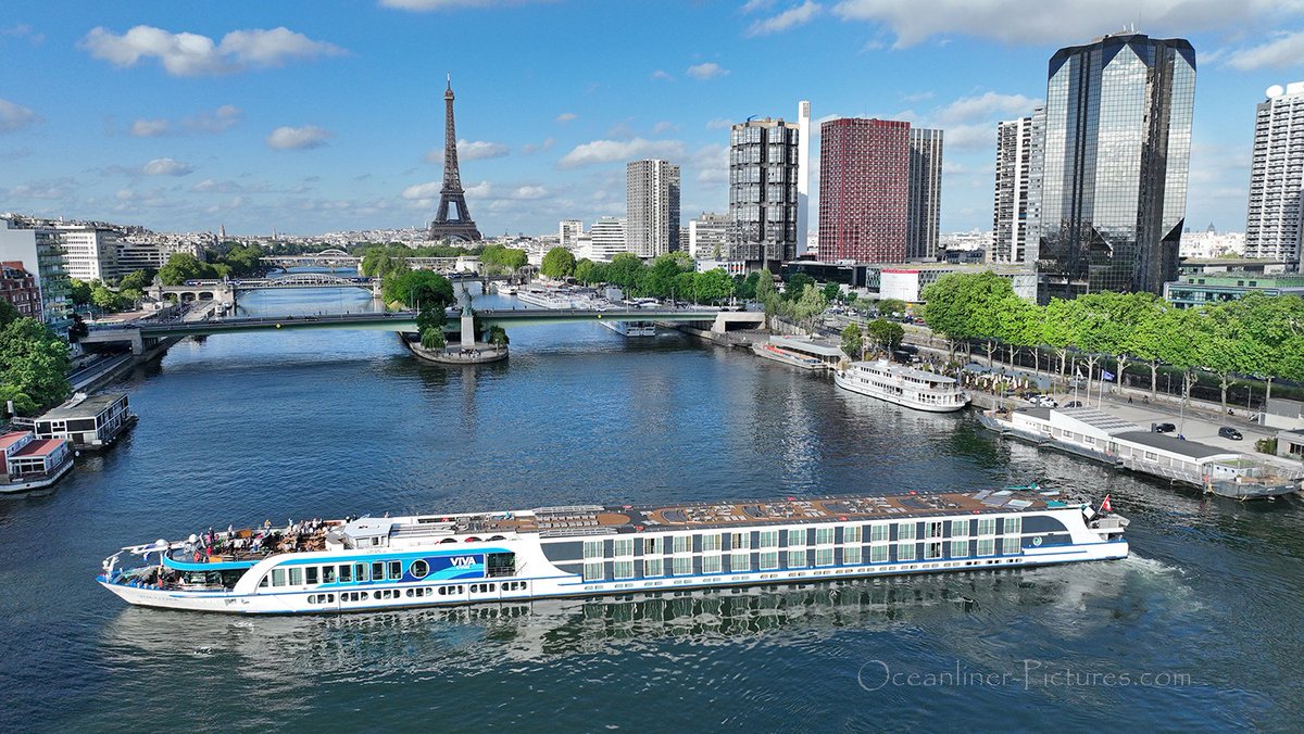 CruiseStart's tweet photo. Der Beitrag (VIVA Gloria im Schiffsportrait) wurde veröffentlicht auf https://t.co/Ac4vpiFwqG - https://t.co/bvHfXSoSLd https://t.co/BaCDHJA3Zs