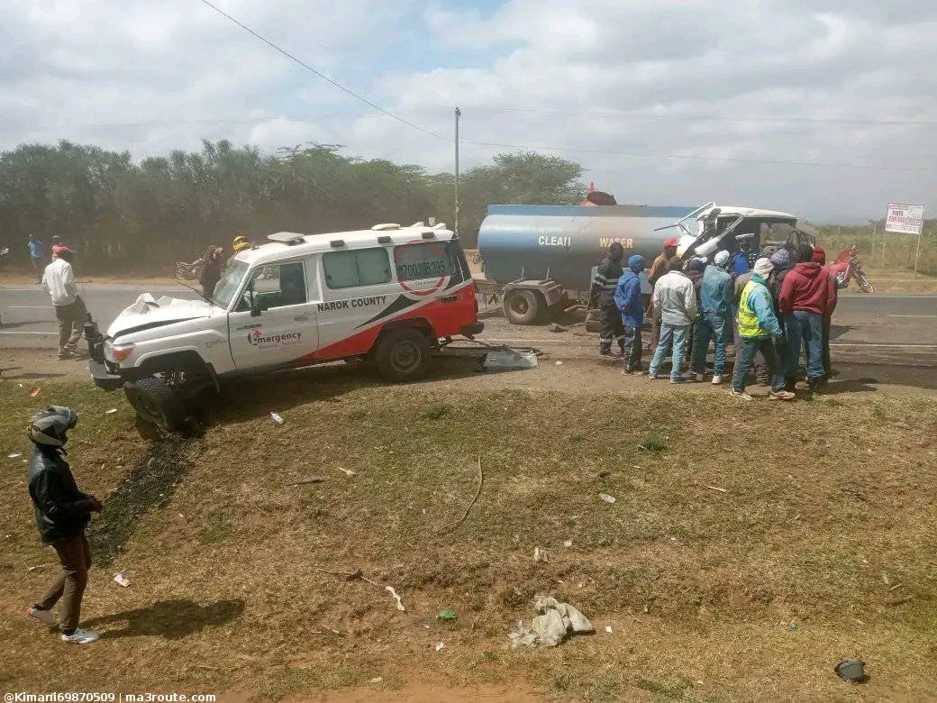 a3Route's tweet photo. 15:02 Narok County Ambulance Collides Head on with a Water Bowser on the Narok-Maai Mahiu Highway. Casualties reported.  https://t.co/F2IPOICZmx via @Kimani69870509
