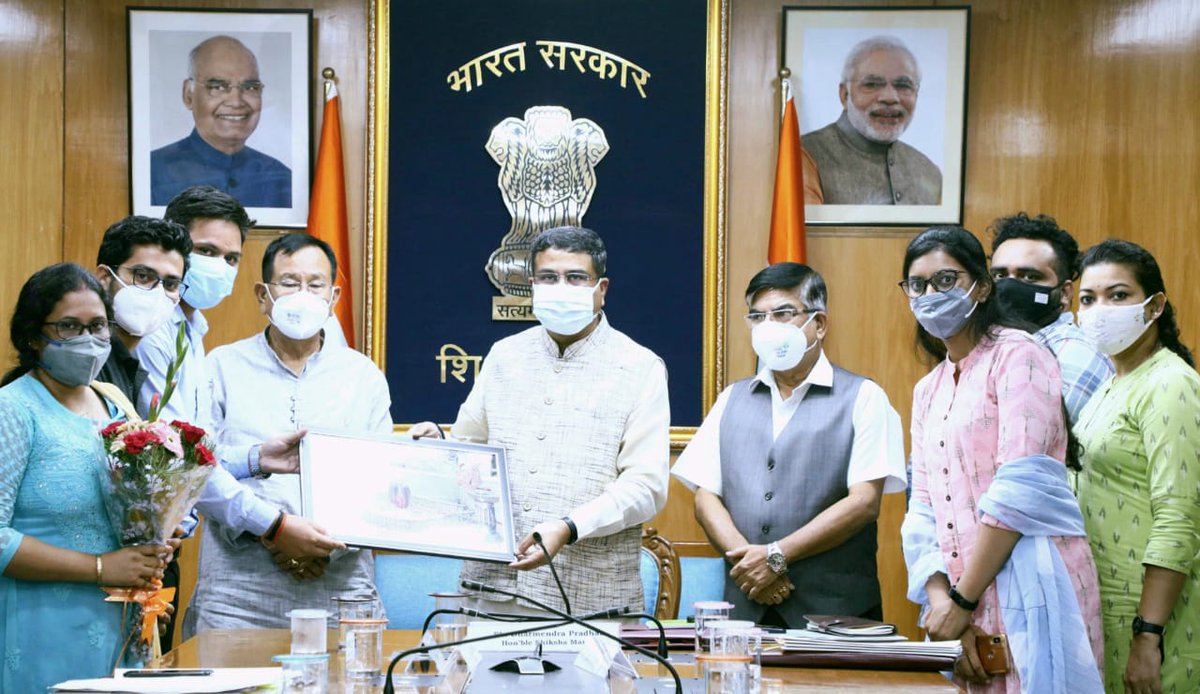 Awasthi_Anshul_'s tweet image. माननीय मंत्री जी,
TEQIP-III परियोजना किसकी थी?
1200 IITian और NITians का क्या किया आपने?
MoU का क्या हुआ?
सुरक्षित भविष्य का क्या हुआ?
गुणवत्तापूर्ण शिक्षा अब नहीं चाहिए? 
केवल 2600 करोड़ रुपये खत्म करने थे?
@ndtvindia @TheLallantop @BBCHindi
#Social_killing_of_TEQIP_faculties