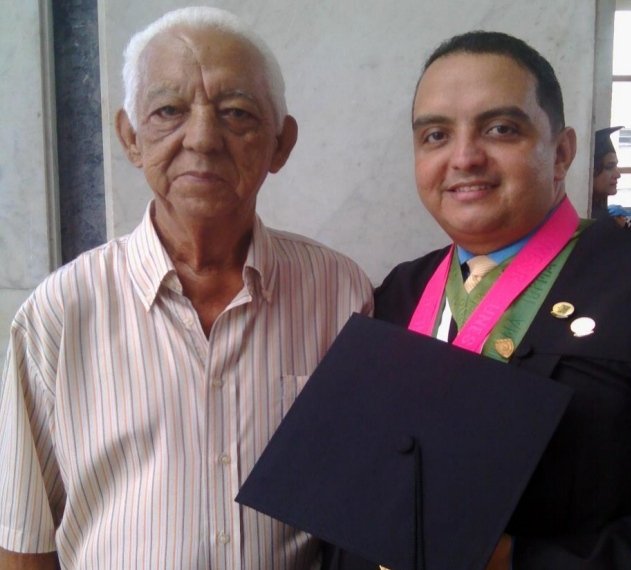Hola mi gente Buena y Bonita de <a href="/entrenoticiasGV/">Entre Noticias</a> Felicidades a todos los padres en su día, en especial al mejor Papá del Mundo: Carlos Ramón Dubén. #ENdiadelpadre