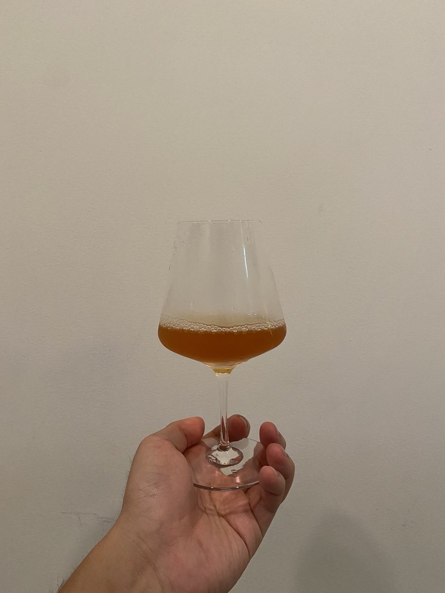 S_donky4444's tweet photo. 飲むために歩き続けて疲れるたびに飲んで休む不思議な日曜日だった🍺 https://t.co/RJTT11qe4q