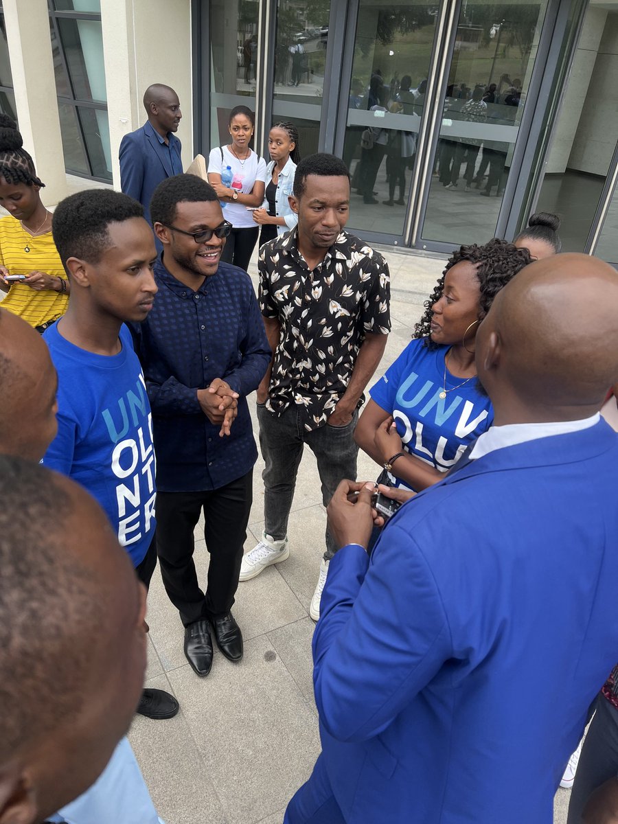 joseph_malekela's tweet photo. Through @udsm_un_chapter it was a great honor to host @c_mwamanga during a briefing session on how to become UN Volunteers.

I congratulate @c_mwamanga for his tirelessly efforts in ensuring youth have access to information of Volunteering opportunities in UN System. 😊👏 https://t.co/19YlcOitRh