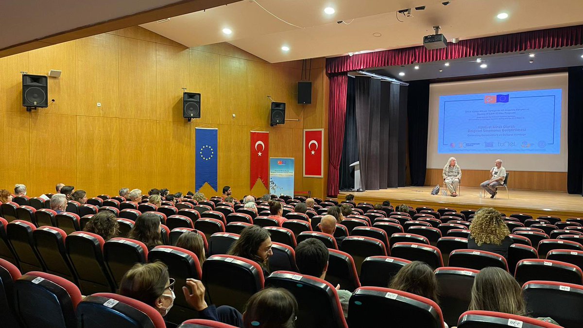 IstanbulCinema's tweet photo. Buralı Belgeseller Ankara gösterimleri Ümit Kıvanç ve Ersan Ocak söyleşisi ile sona erdi. Teşekkürler Ankara! 
@TunelVe @ABBaskanligi @TCKulturTurizm @SinemaGenelMd https://t.co/NS1jnLad89