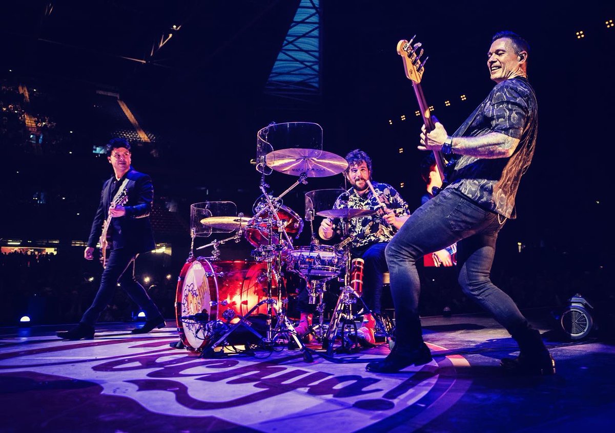 stereophonics tweet media