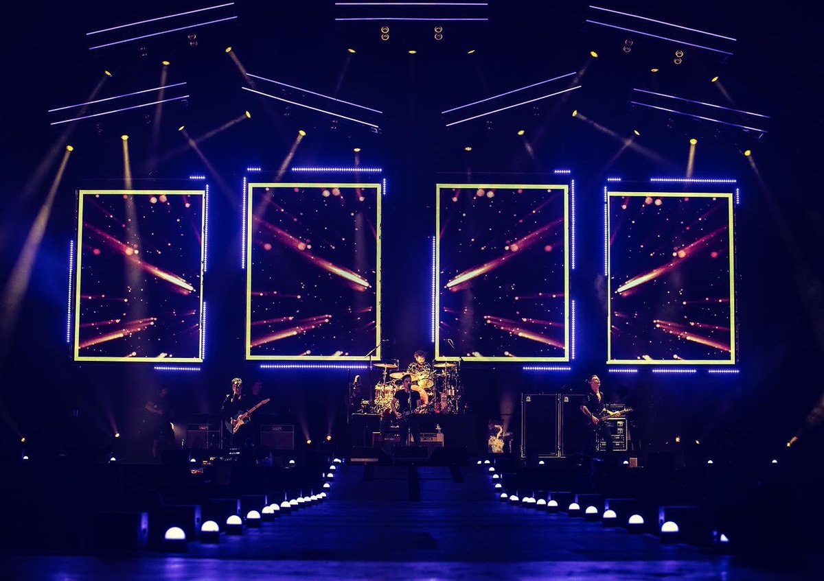 What a weekend! Thank you Cardiff you were fabulous! #WALES #Stereophonics #Oochya 📸@hapevv