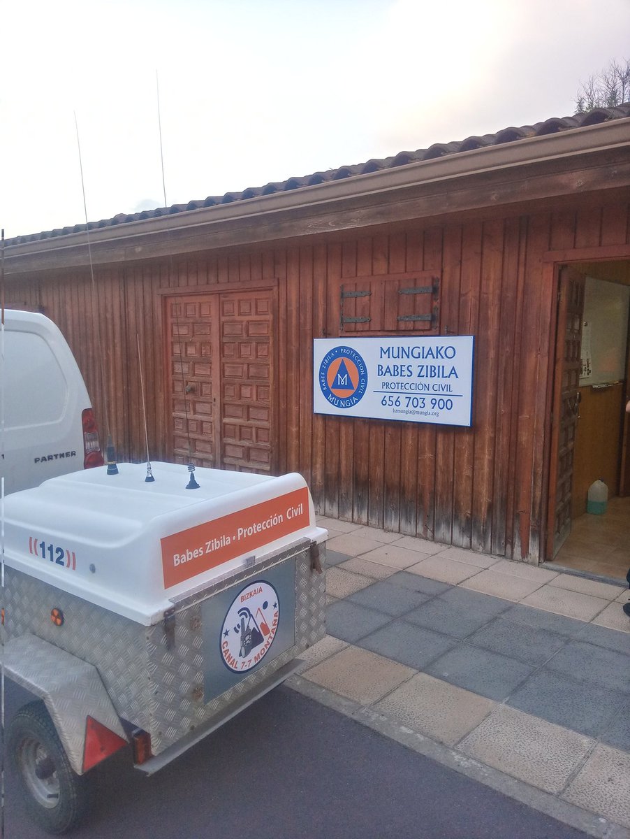 Hoy vamos dirección Galdakao, el grupo de montaña Ganguren necesita un dispositivo de comunicaciones con un repetidor móvil y 25 walkis para el evento del próximo domingo. <a href="/GangurenMT/">Ganguren MT</a> <a href="/112_SOSDeiak/">SOS Deiak - 112</a> <a href="/itelazpi/">itelazpi</a> <a href="/UvrErtzaintza/">UVR Ertzaintza</a>