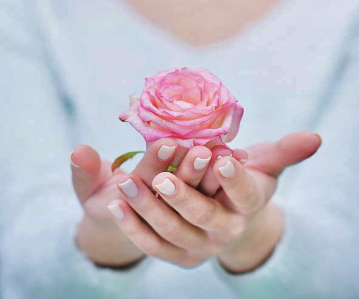 Be non-judgemental. Be quick to look for the good in people rather than assuming the worst. Look for the rose not the thorns. It’s a beautiful quality to have. #StarfishClub
