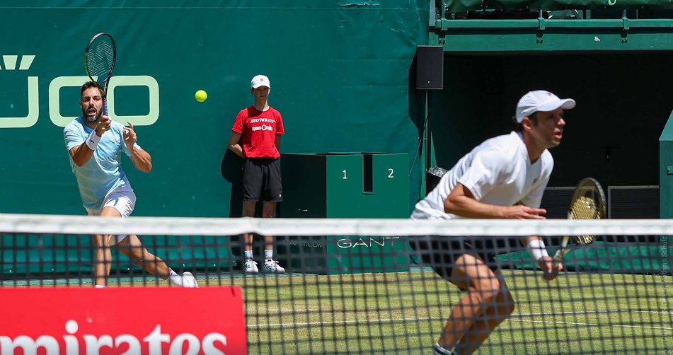 Final dobles #ATP500 #Halle
• ¡CAMPEONES!: <a href="/HoracioZeballos/">horacio zeballos</a> / Marcel #Granollers (ESP, 1) vencieron a Tim #Puetz (GER) / Michael #Venus (NZL) por 6-4 6-7 [14-12] tras salvar 2 MP. Foto #ATP