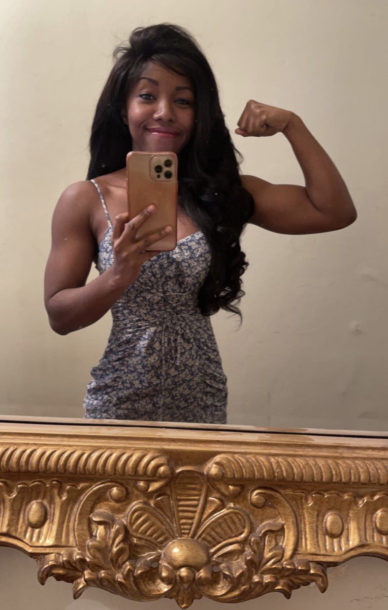 tianacolb's tweet photo. Coming Along! #bikinibodybuilding #naturalathlete #stronginsideandout #staytuned https://t.co/y5KDLhD1D2