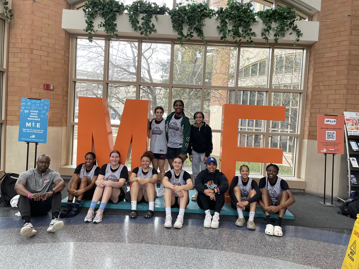 Coach <a href="/sheu83/">Sheu Oduniyi</a> @CoachMcCoy43 and our 17U Elite team will be playing in the CHAMPIONSHIP GAME today at 1:10pm, @ Shakopee HS! 🔥 A team full of college talent, of all levels, and playing their best b-ball. Check them out! 🖤🧡 #43Hoops #Legacy #Family <a href="/VanessaSaidu/">Vanessa Saidu</a> <a href="/pearlatekofolly/">Pearla Teko-Folly</a>