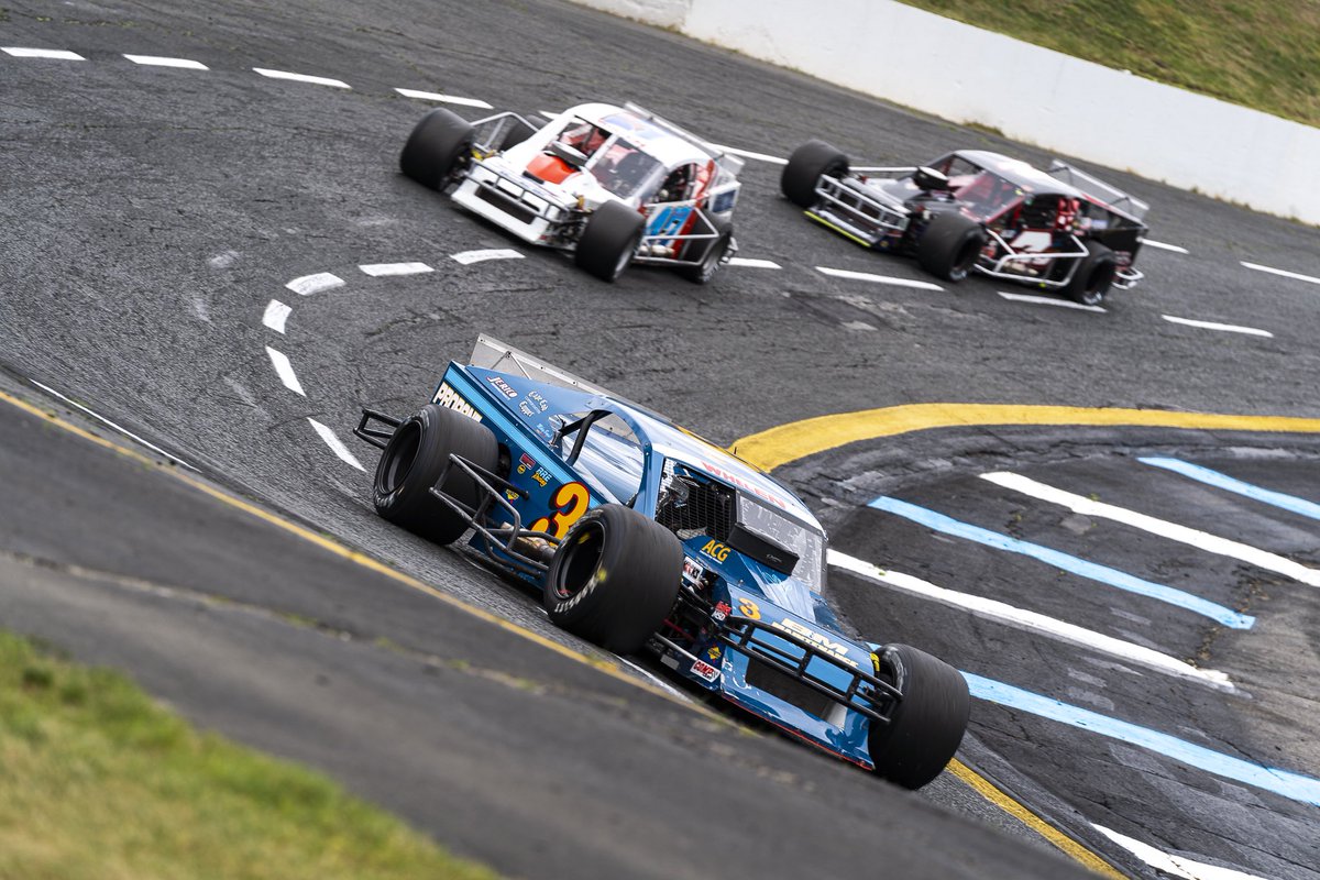 _JDVProductions's tweet photo. π¨ ITβS RACE DAY AT MONADNOCK π¨
Sunday action with the #NWMT, @GSProStocks, and Monadnock house divisions begins at 11:30AM with Street Stock time trials. π°
We have a full program of racing coming this afternoon, and tons of tickets available at the track! Come join us! π https://t.co/HfDNpXmEOQ