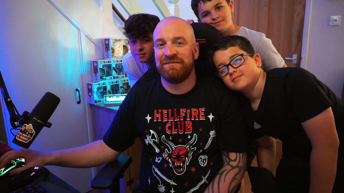 balddad_'s tweet photo. Happy Fathers Day to all the awesome dads that celebrate today, you are amazing 🤟❤ I'm having the best day with my boys, everyone take care! be live tomorrow 9am uk time. #lovemycommunity https://t.co/gmAUNftMtV